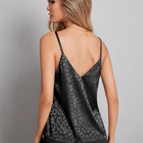 V neck cami tank top jacquard leopard print satin light blue - Picture 12 of 12